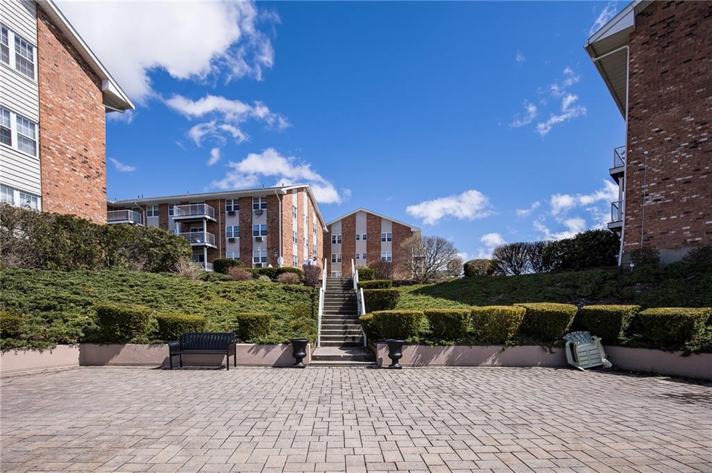 39 Bullocks Point Avenue, Unit#8b, East Providence