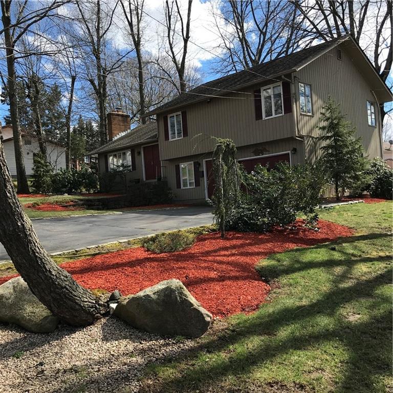 19 Meshanticut Valley Parkway, Cranston, RI 02920 MLS 1307217 Lila