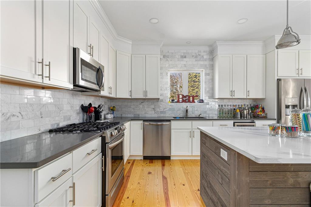 839 Union Street, Portsmouth, RI 02871 MLS 1307444 Lila Delman