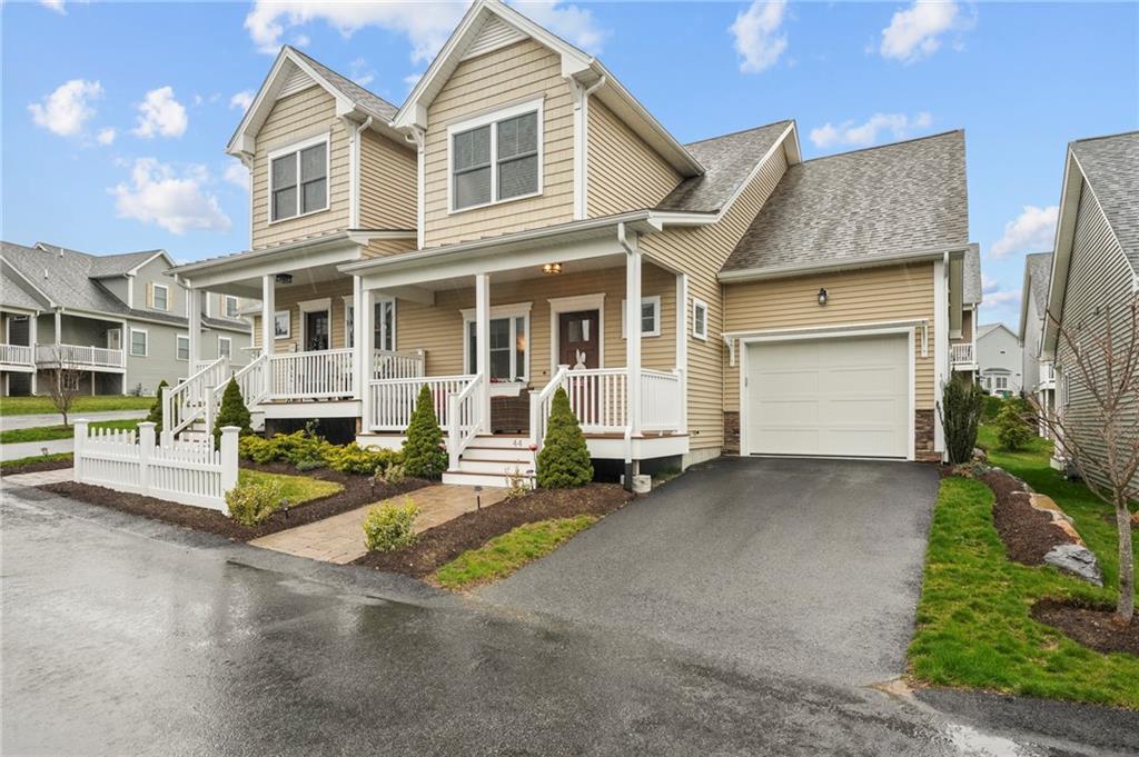 44 Wysteria Court, Unit#44, North Kingstown