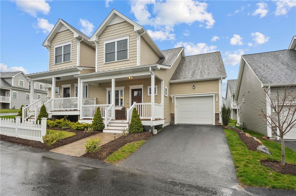 44 Wysteria Court, Unit#44, North Kingstown
