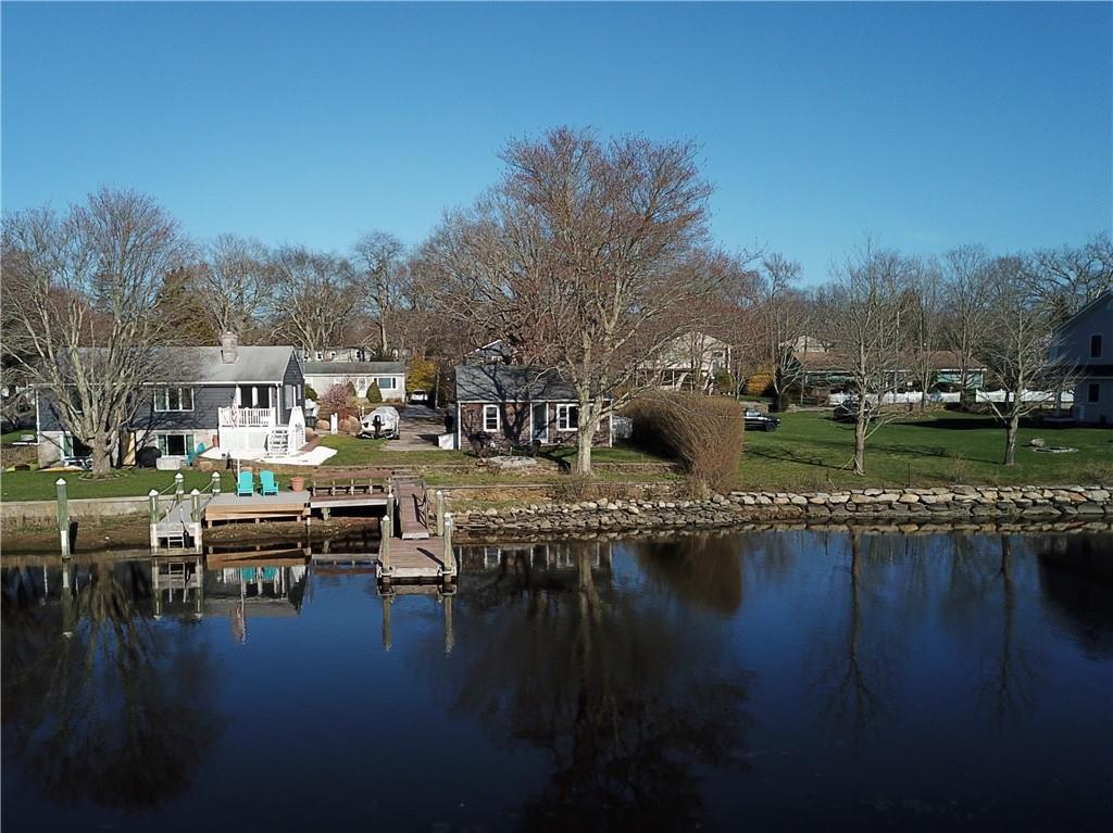 130 River Drive, Narragansett