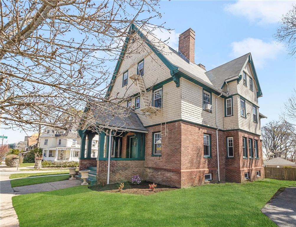 263 Morris Avenue, Providence, RI 02906 MLS 1308227 Lila Delman