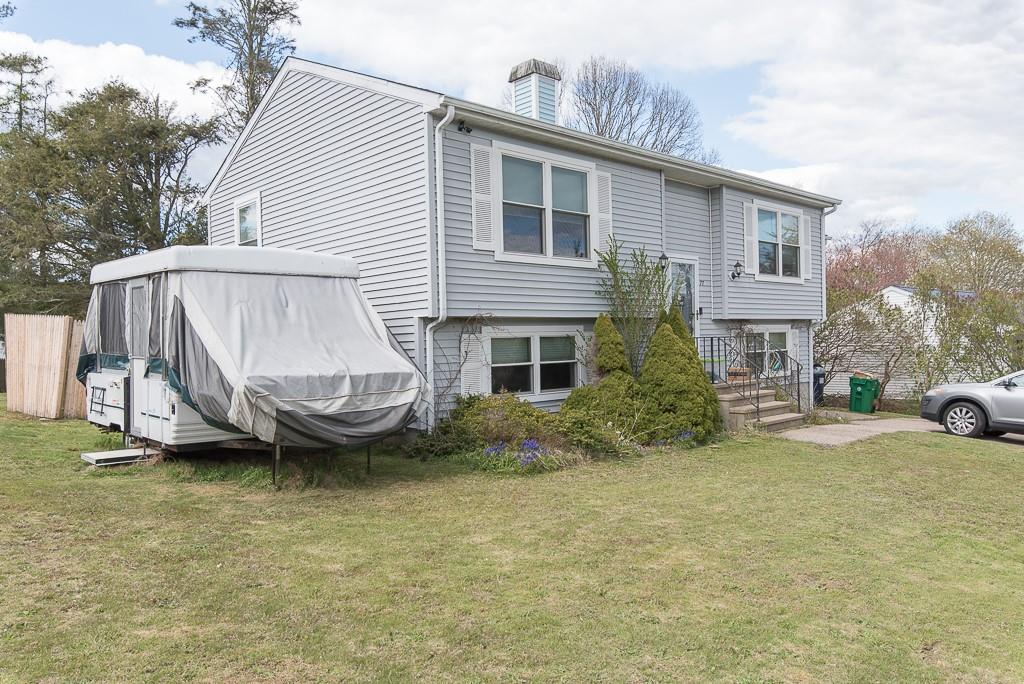 77 Jennifer Drive, South Kingstown