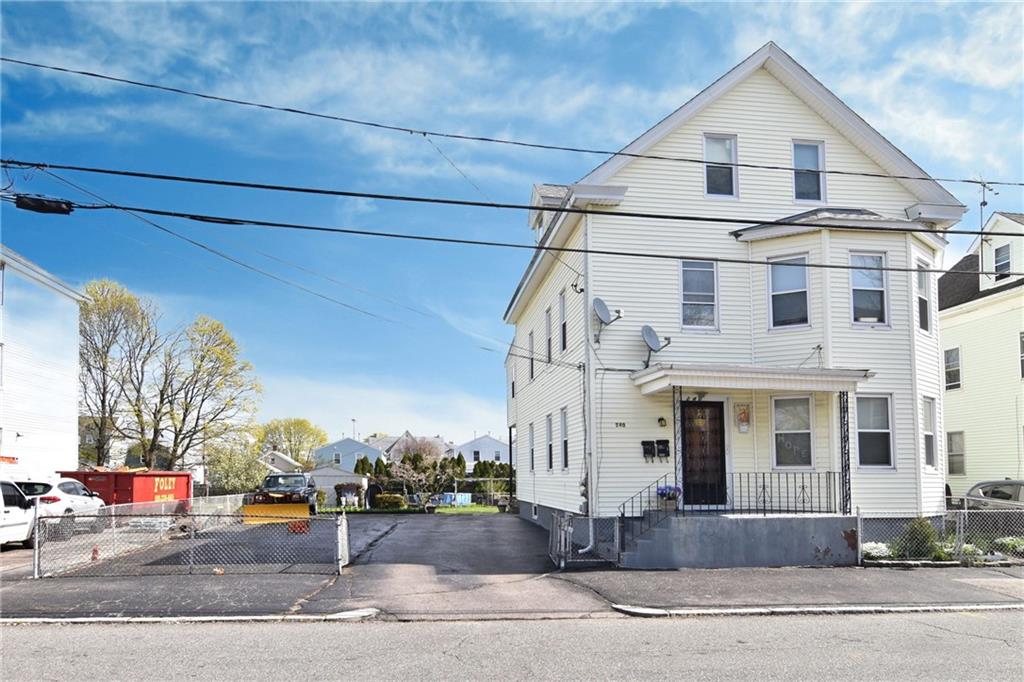 240 Central Avenue, East Providence