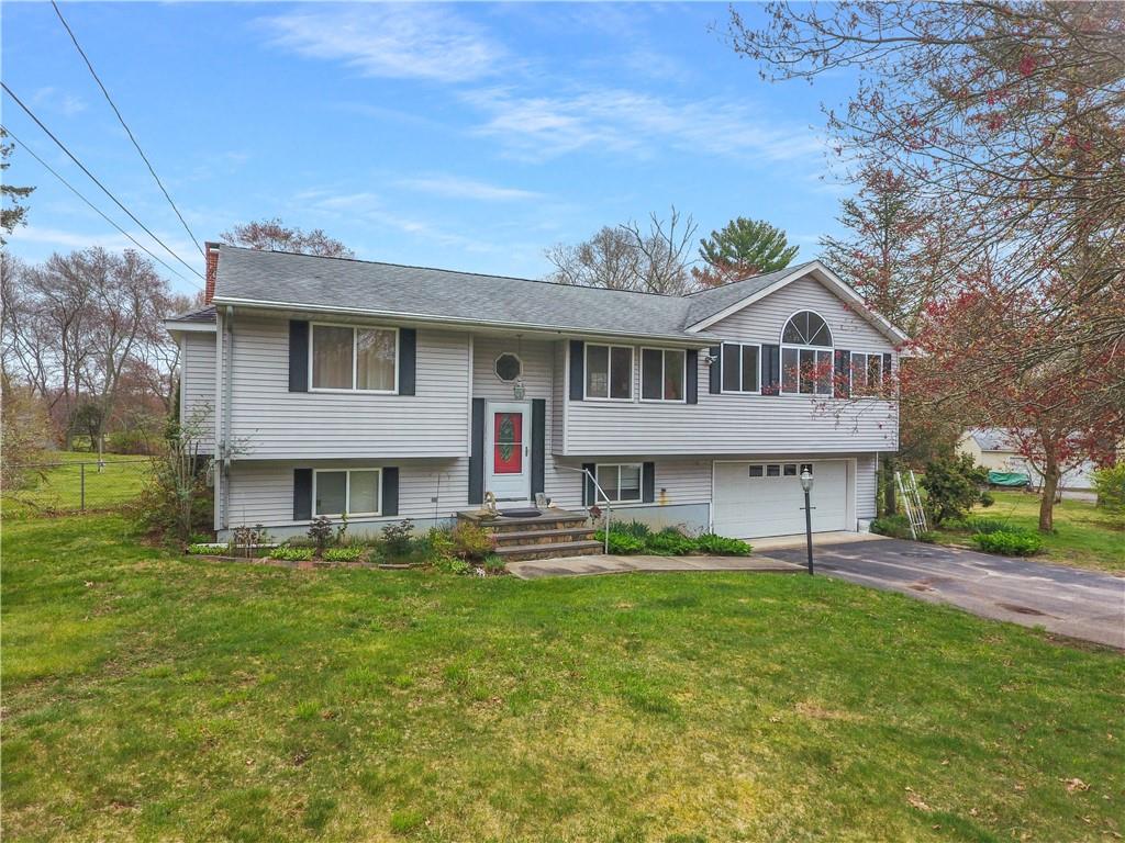 15 Courtney Lane, Hopkinton, RI 02832 MLS 1309282 Lila Delman