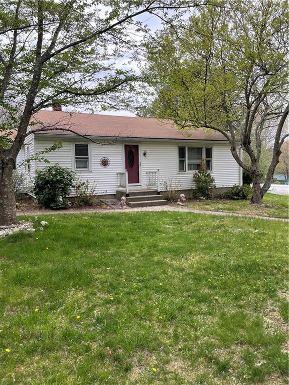 19 Brown Avenue, Johnston, RI 02919 MLS 1309469 Lila Delman
