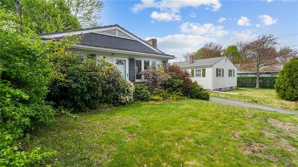 81 Wampanoag Trail, East Providence, RI 02915 MLS 1309563 Lila Delman