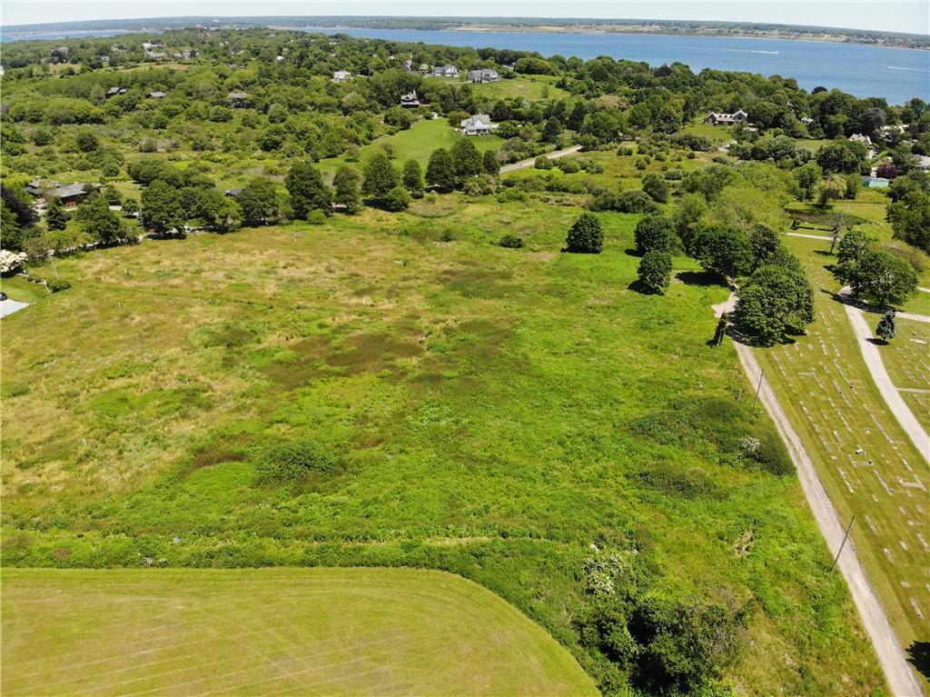 208 Howland Avenue, Middletown, RI 02842 MLS 1309838 Lila Delman