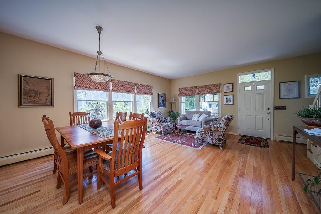 166 Wickford Point Road, North Kingstown