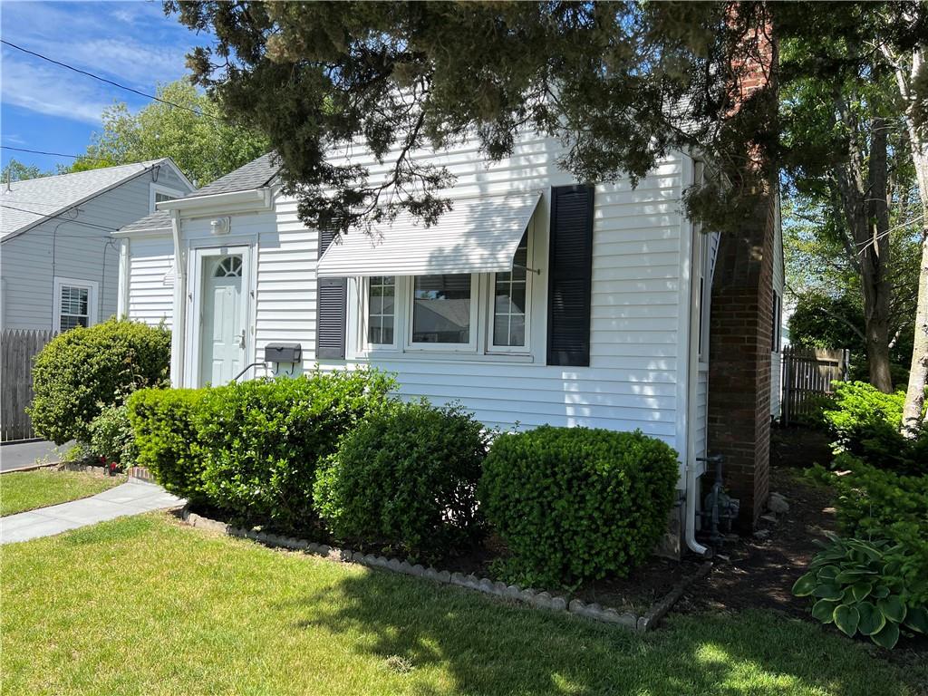 19 Knollwood Avenue, Cranston, RI 02910 MLS 1311255 Lila Delman