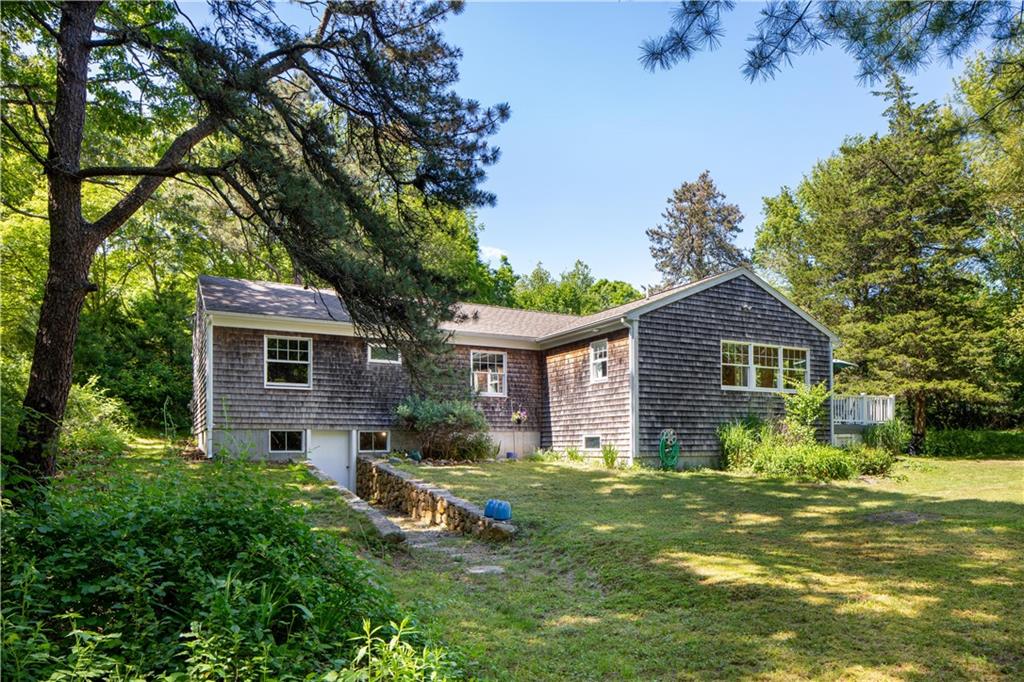 2064 Post Road, South Kingstown