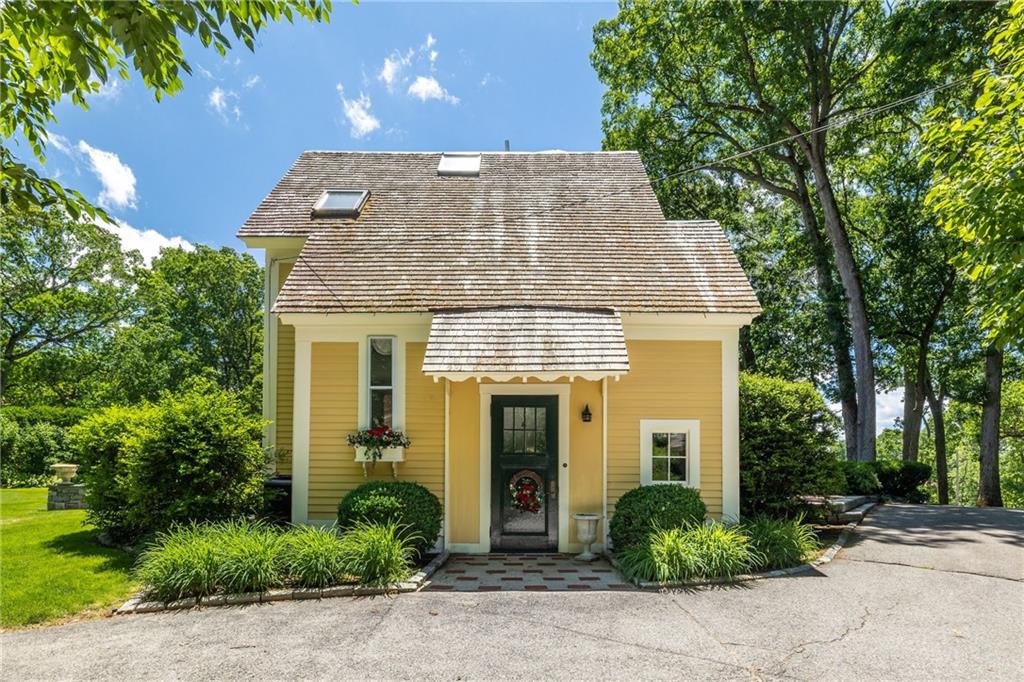 202 Paine Street, Bellingham, MA 02019 MLS 1312746 Lila Delman