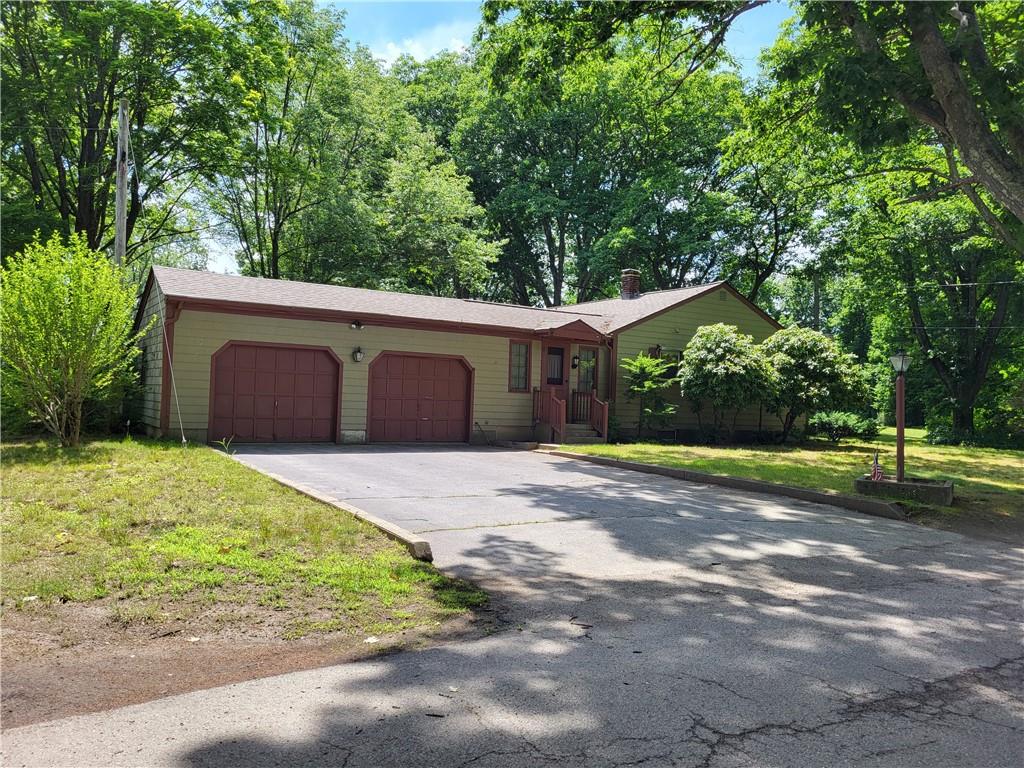 61 Ridge Road, North Smithfield, RI 02896 MLS 1312784 Lila Delman