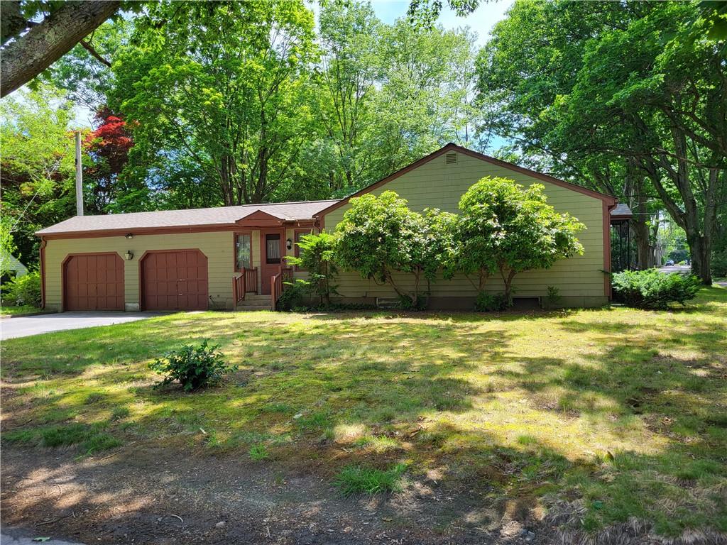 61 Ridge Road, North Smithfield, RI 02896 MLS 1312784 Lila Delman