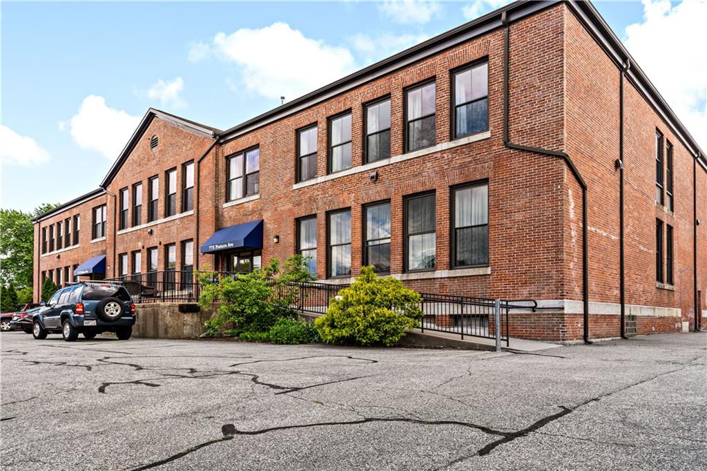 775 Potters Avenue, Unit#7, Providence