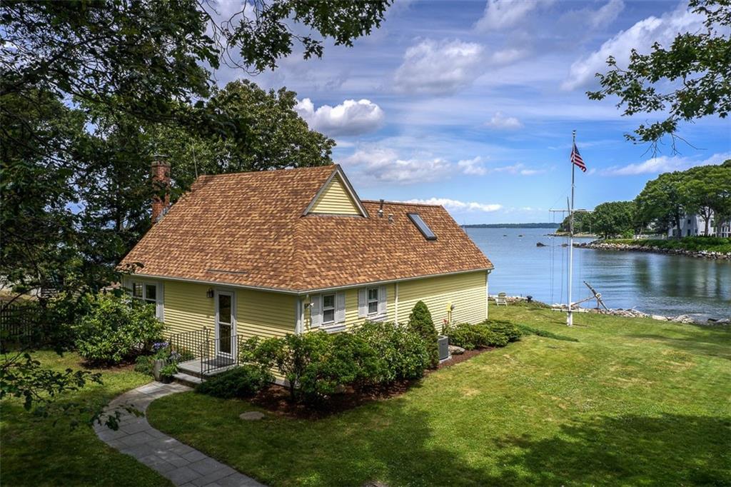 221 Earle Drive, North Kingstown, RI 02852 MLS 1313913 Lila Delman