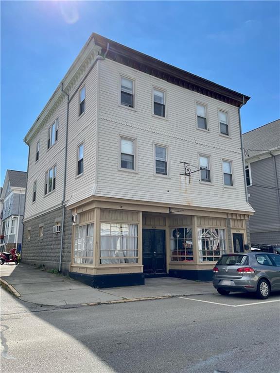 624 Thames Street, Newport