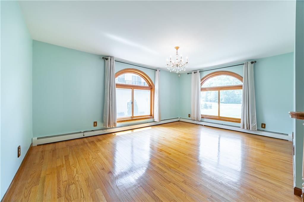 135 Eagleville Road, Tiverton, RI 02878 MLS 1314427 Lila Delman