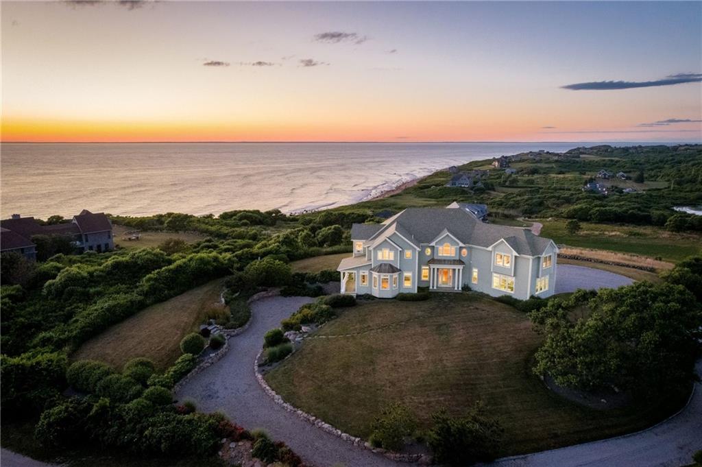 1423 Cooneymus Road, Block Island