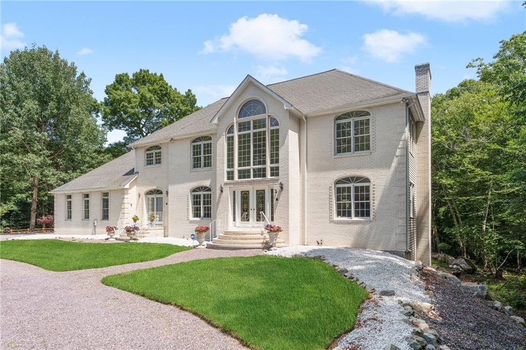 140 Canterbury Lane, East Greenwich, RI 02818 MLS 1315432 Lila Delman