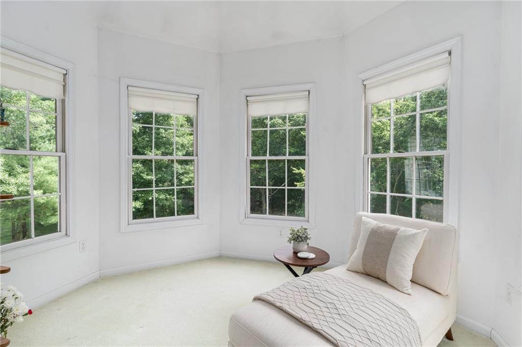 140 Canterbury Lane, East Greenwich, RI 02818 MLS 1315432 Lila Delman