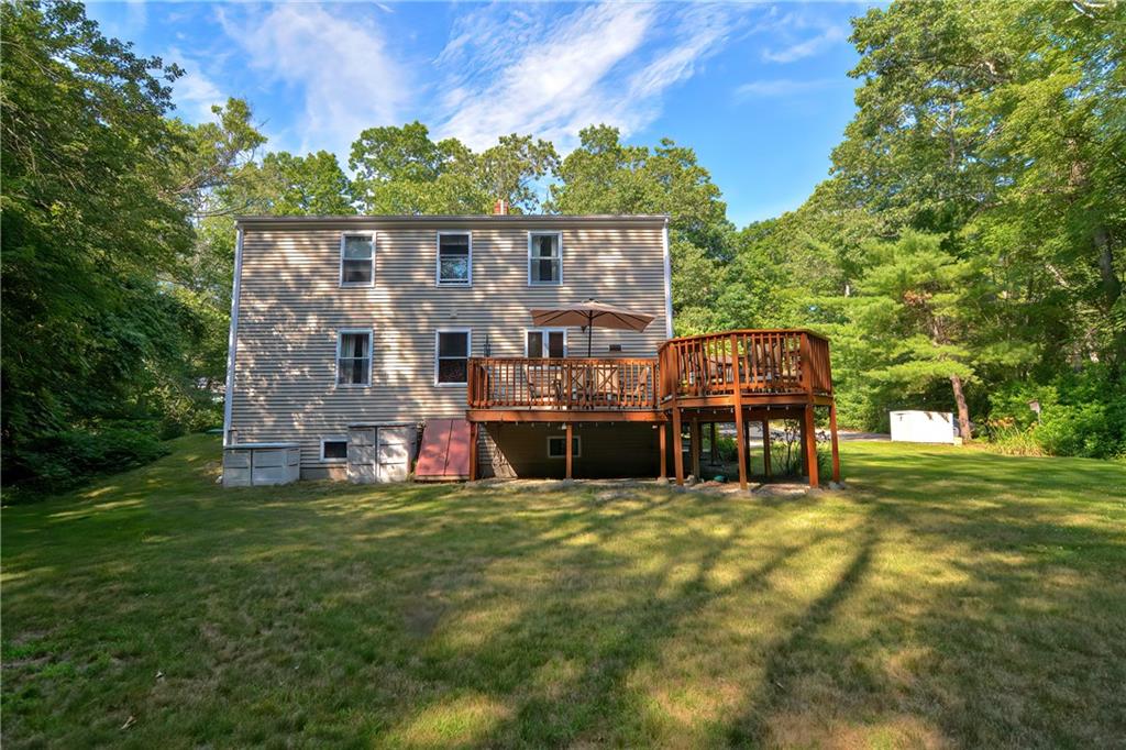 1604 East Wallum Lake Road, Burrillville