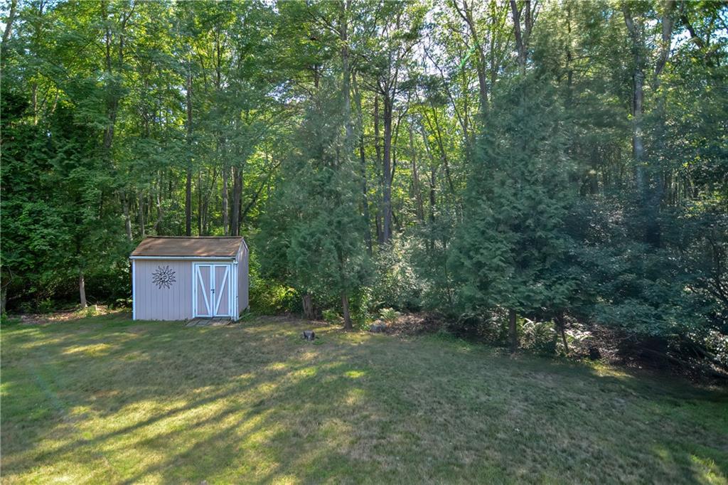 1604 East Wallum Lake Road, Burrillville