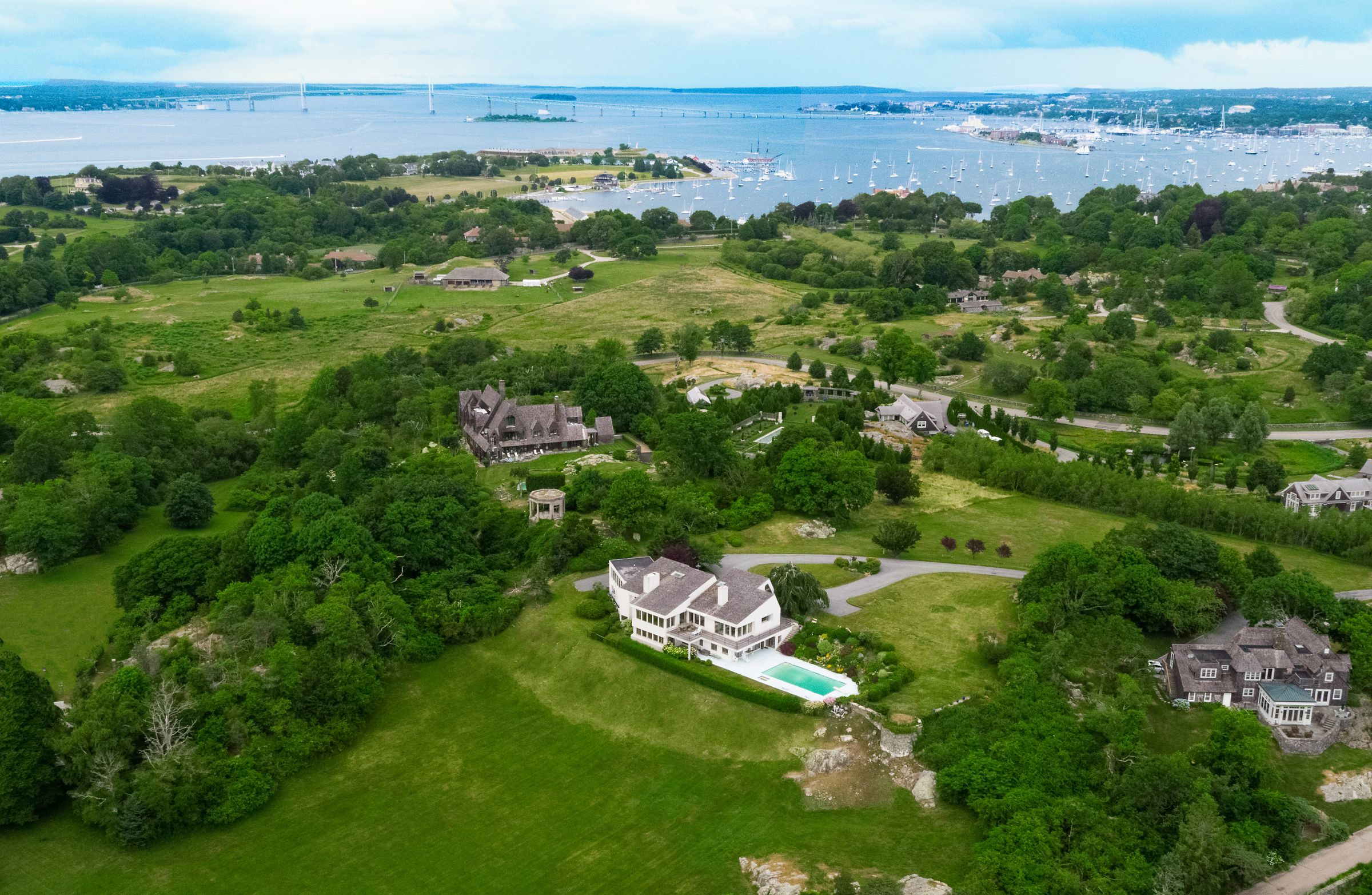 LILA DELMAN COMPASS SELLS ‘BEACON HILL HOUSE’ MARKING THIRD HIGHEST SINGLE-FAMILY HOME SALE IN NEWPORT COUNTY THIS YEAR