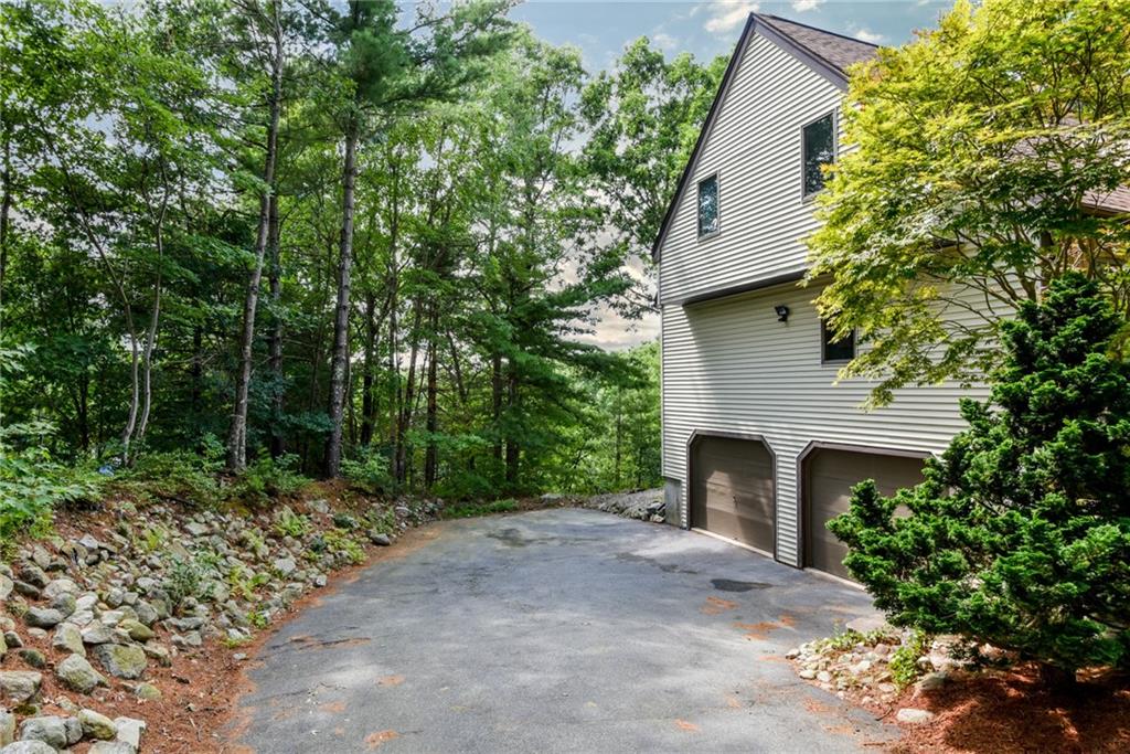 289 Log Road, Burrillville