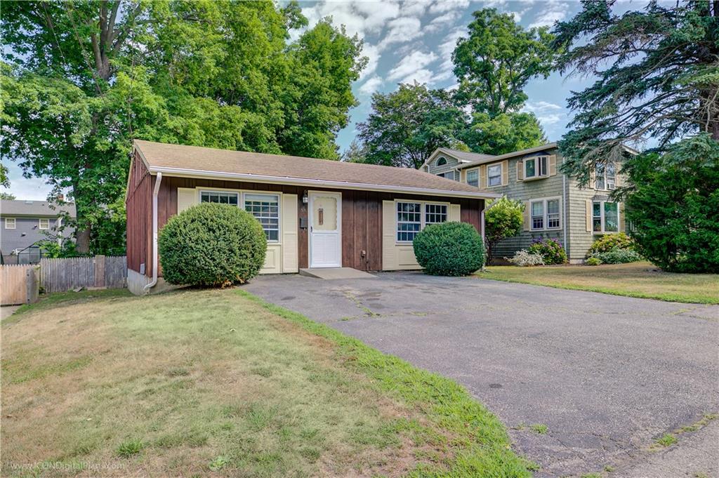 55 Cliff Drive, Bristol, RI 02809 MLS 1317224 Lila Delman