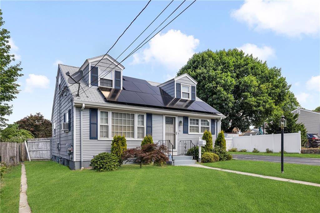 35 Pleasant View Drive, North Providence