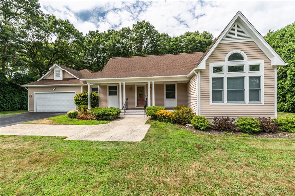 43 Beechnut Drive, Johnston, RI 02919 MLS 1317539 Lila Delman