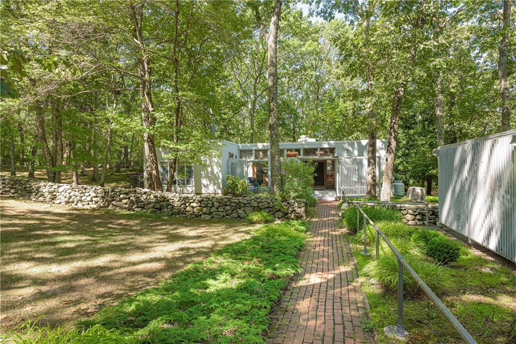 115 Stonehenge Road, South Kingstown