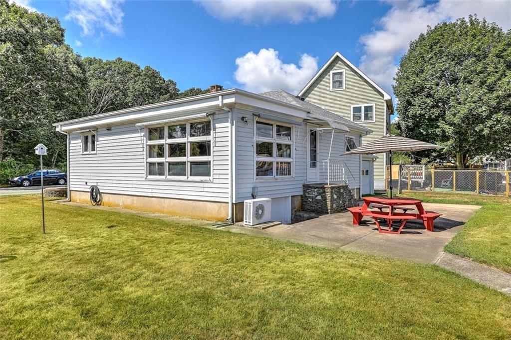 175 Middlebridge Road, South Kingstown