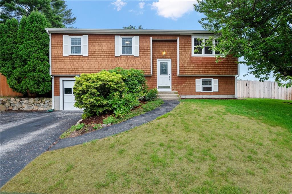 28 Black Walnut Drive, Coventry, RI 02816 MLS 1319507 Lila Delman