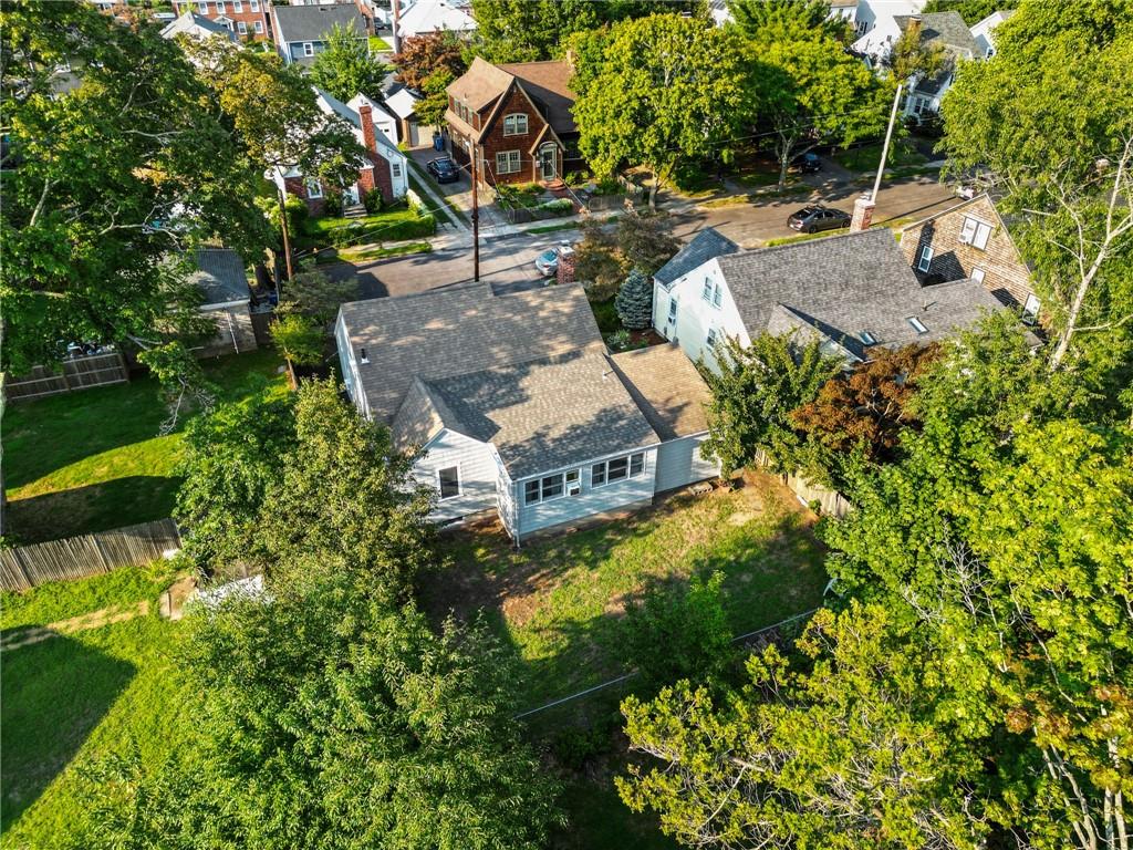 102 Moorland Avenue, Cranston, RI 02905 MLS 1319617 Lila Delman