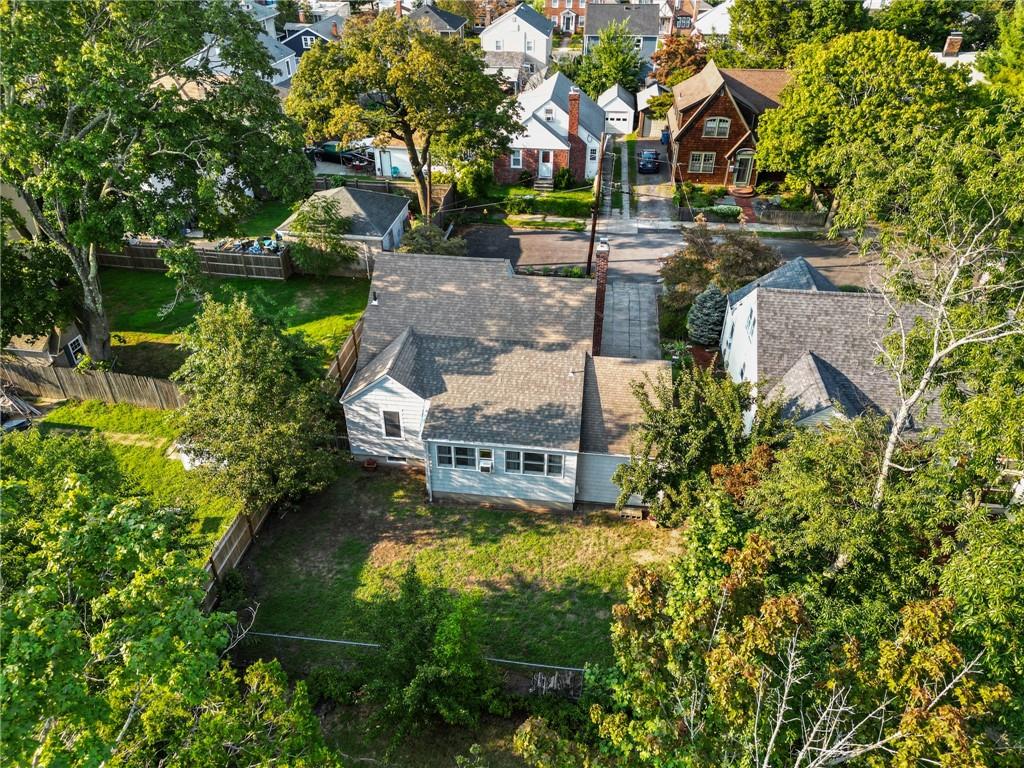 102 Moorland Avenue, Cranston, RI 02905 MLS 1319617 Lila Delman