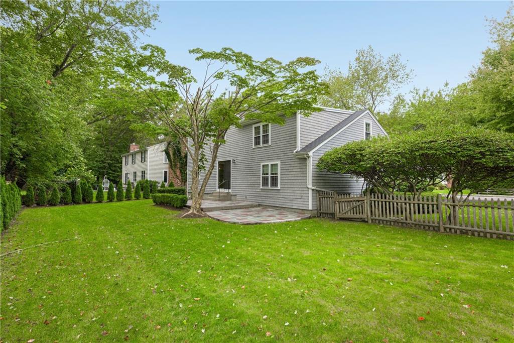 383 Nayatt Road, Barrington