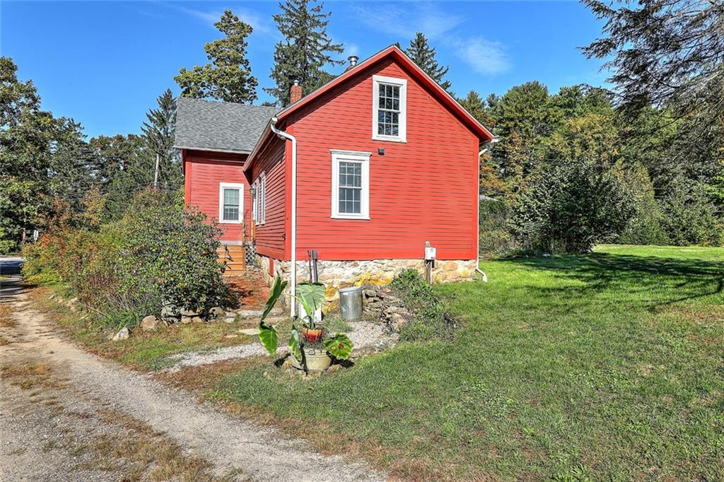 6196 Flat River Road, Coventry