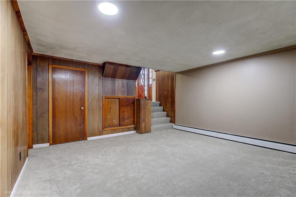 920 Knotty Oak Road, Coventry