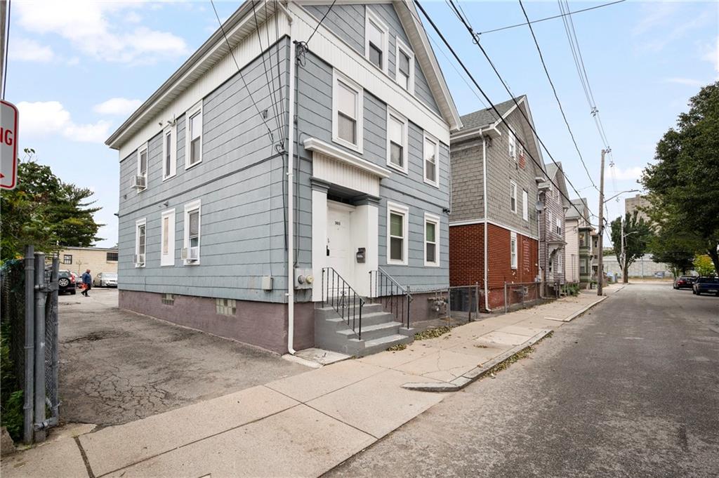 303 Grove ST, Unit#1 Providence, Rhode Island 02909 | Lila Delman