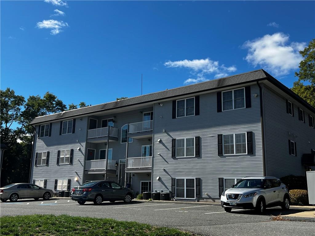 402 New River Road, Unit101, Lincoln, RI 02838 MLS 1322094 Lila