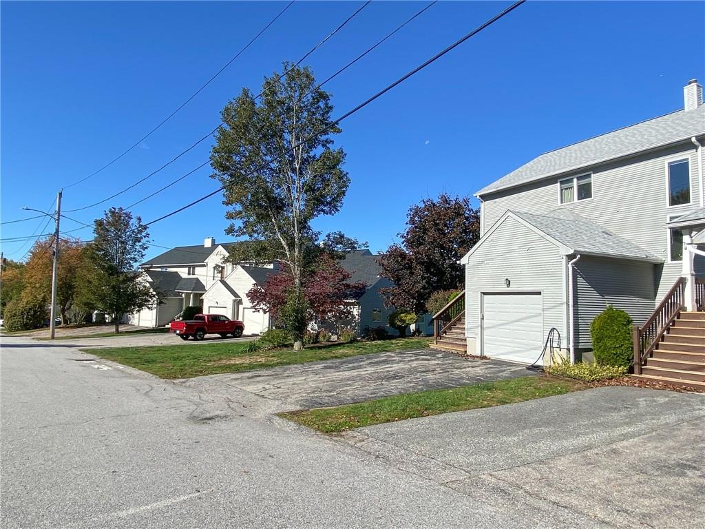 74 Valley Green Court, Unit#a, North Providence