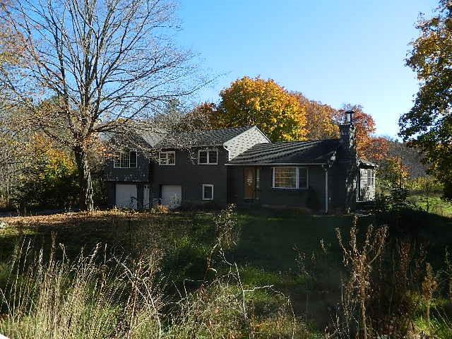 781 Maple Valley Road, Coventry