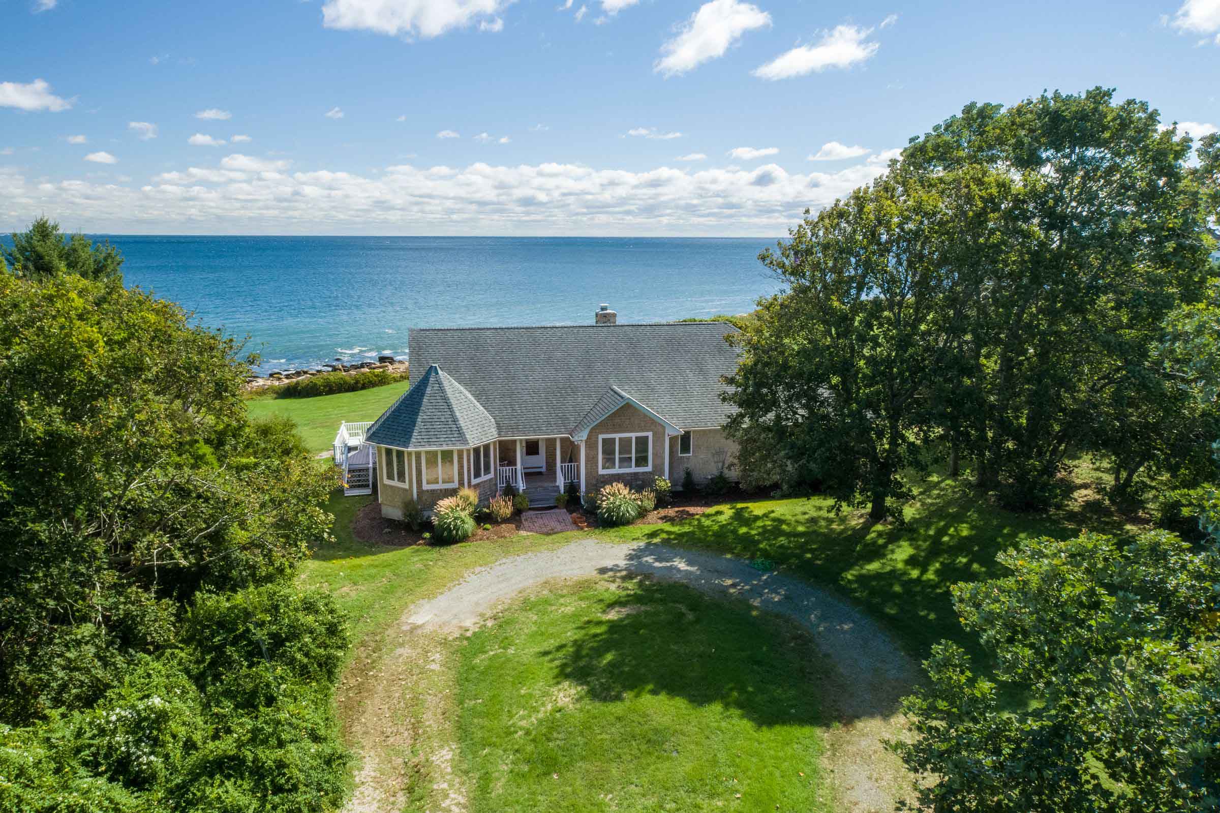 OCEAN ROAD RETREAT SELLS FOR $400K OVER ASKING PRICE, MARKING HIGHEST SALE IN NARRAGANSETT THIS YEAR*