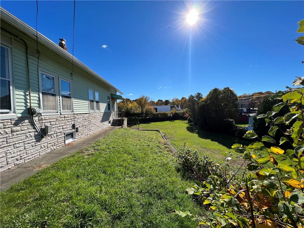 15 Clyde Street, West Warwick