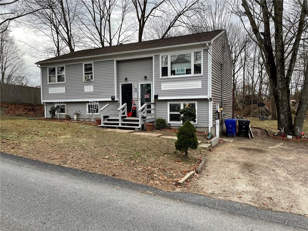 38 Clyde Street, West Warwick, RI 02893 MLS 1323674 Lila Delman