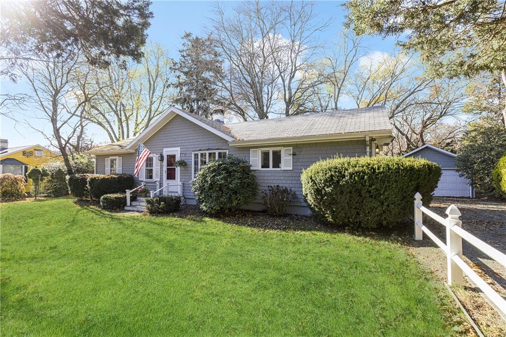 144 Lloyd Road, North Kingstown