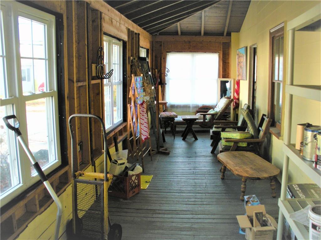 495 Oakland Beach Avenue, Warwick, RI 02889 MLS 1324112 Lila Delman